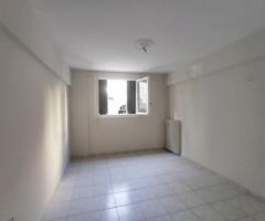 ΠΛΗΣΙΟΝ ΠΛΑΤΕΙΑΣ