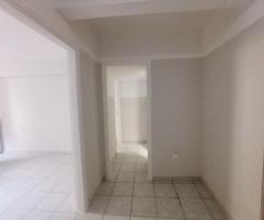 ΠΛΗΣΙΟΝ ΠΛΑΤΕΙΑΣ