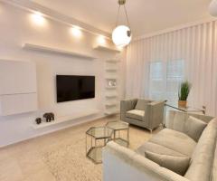 ΠΑΛΑΙΟ ΦΑΛΗΡΟ-Φλοίσβος, επιπλωμένο πολυτελές Διαμέρισμα 125 τ.μ. προς πώληση