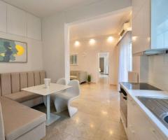 ΠΑΛΑΙΟ ΦΑΛΗΡΟ-Φλοίσβος, επιπλωμένο πολυτελές Διαμέρισμα 125 τ.μ. προς πώληση - Εικόνα 7/12