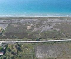 ΚΥΛΛΗΝΗ, Οικόπεδο 41.000m2  πλησίον παραλίας, προς πώληση