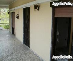 ΑΣΠΡΟΒΑΛΤΑ ΠΩΛΕΙΤΑΙ ΤΟ 50% ΜΟΝΟΚΑΤΟΙΚΙΑΣ 125ΤΜ ΜΕ ΟΙΚΟΠΕΔΟ 400ΤΜ