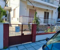 ΠΩΛΕΙΤΑΙ διαμέρισμα ημιώροφος συνολικής επιφάνειας 96 τ.μ.