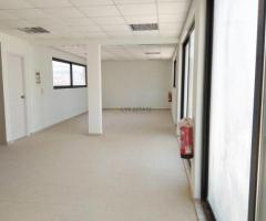 Όροφος κτιρίου πολλαπλών χρήσεων στο Λαύριο–Ιδανικό για Γραφεία ή Κατοικίες - Εικόνα 5/11