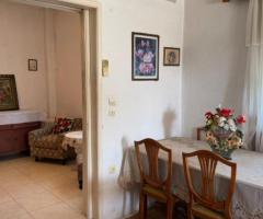 Πωλείται δυόροφη μονοκατοικία συνολικής επιφάνειας 104 τ.μ., σε οικόπεδο 420 τ.μ., σε ήσυχη γειτονιά