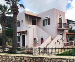 Σπίτι Τεσσάρων Υπνοδωματίων Σε Εξαιρετική Τοποθεσία - Εικόνα 1/12