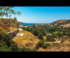 Οικόπεδο Σε Πλαγιά Με Θέα Στη Θάλασσα