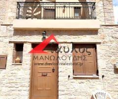 Πωλείται διώροφη πετρόχτιστη μονοκατοικία στο Χουμέρι του δήμου Μυλοποτάμου