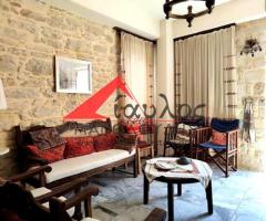 Πωλείται διώροφη πετρόχτιστη μονοκατοικία στο Χουμέρι του δήμου Μυλοποτάμου