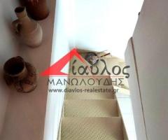 Πωλείται διώροφη πετρόχτιστη μονοκατοικία στο Χουμέρι του δήμου Μυλοποτάμου - Εικόνα 9/12