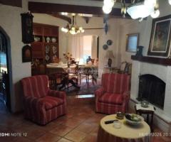 ΑΚΑΔΗΜΙΑΣ 4ΑΡΙ ΟΡΟΦΟΔΙΑΜΕΡΙΣΜΑ ΕΝΟΙΚΙΑΣΕΙΣ 18307