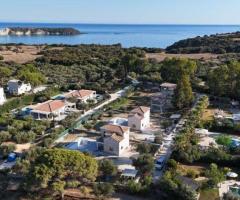 ΜΟΝΟΚΑΤΟΙΚΙΑ ΣΤΟ ΒΑΣΙΛΙΚΟ