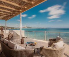 ΒΙΛΑ ΣΤΟ ΑΡΓΑΣΙ