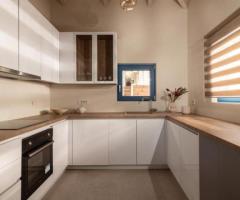 ΒΙΛΑ ΣΤΟ ΑΡΓΑΣΙ