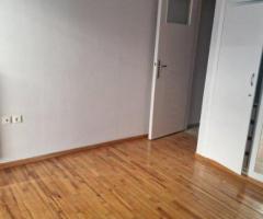 Κερατσίνι, Τουρκοβούνια: Ενοικιάζεται διαμπερής Γκαρσονιέρα 32τ.μ. προσόψεως στον 1ο όροφος - Εικόνα 6/10