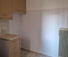 Κερατσίνι, Τουρκοβούνια: Ενοικιάζεται διαμπερής Γκαρσονιέρα 32τ.μ. προσόψεως στον 1ο όροφος