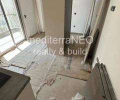 ΕΝΟΙΚΙΑΖΟΝΤΑΙ ΝΕΟΔΜΗΤΑ ΣΤΟΥΝΤΙΟ