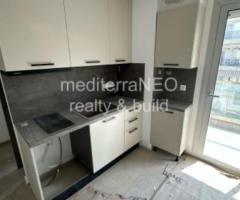 ΕΝΟΙΚΙΑΖΟΝΤΑΙ ΝΕΟΔΜΗΤΑ ΣΤΟΥΝΤΙΟ