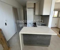 ΕΝΟΙΚΙΑΖΕΤΑΙ ΜΕΓΑΛΟ STUDIO ΜΕ ΔΩΜΑΤΙΟ - Εικόνα 4/12