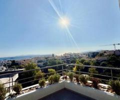 Ρετιρε στην Γλυφαδα Γκολφ