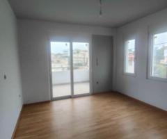 Πολυτελή νεόδμητη μεζονέτα προσόψεως 167 m² με θέα στη θάλασσα