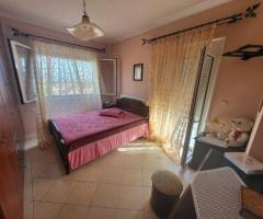 Κορινός, Κάτω Άγιος Ιωάννης : Πωλείται πολυτελής Μονοκατοικία 252τ.μ. σε 500τ.μ. οικόπεδο 3 επιπέδων - Εικόνα 10/12