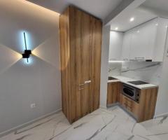 Θεσσαλονίκη, Μπότσαρη : Πωλείται πλήρως ανακαινισμένο Studio 32τ.μ. προσόψεως στον 3ο όροφο με ασανσ - Εικόνα 6/12