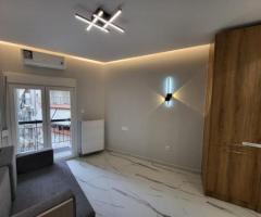 Θεσσαλονίκη, Μπότσαρη : Πωλείται πλήρως ανακαινισμένο Studio 32τ.μ. προσόψεως στον 3ο όροφο με ασανσ - Εικόνα 8/12