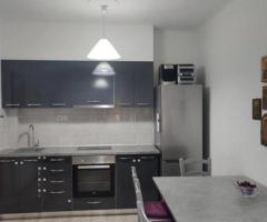 Θεσσαλονίκη, Νέα Παραλία: Πωλείται πλήρως ανακαινισμένο διαμπερές Διαμέρισμα 75τ.μ. στον 3ο όροφο με