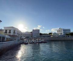 Κατάστημα για Ενοικίαση στο Κέντρο Σπετσών – 340τ.μ.