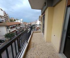 Συκιές 90 μέτρα 3ος όροφος