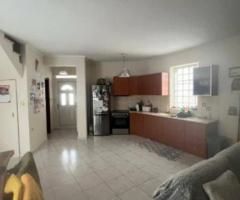 Κωδικός ακινήτου: 10-8277 - Σέρρες Κέντρο Κατακονόζι ΠΩΛΕΙΤΑΙ μεζονέτα στον 1 ο όροφο συνολικής