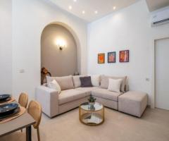 Piraeus Seaside & Seabreeze Flats Ένας ενιαίος τίτλος ιδιοκτησίας με 2 ανεξάρτητα διαμερίσματα