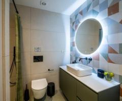 Piraeus Seaside & Seabreeze Flats Ένας ενιαίος τίτλος ιδιοκτησίας με 2 ανεξάρτητα διαμερίσματα - Εικόνα 8/12