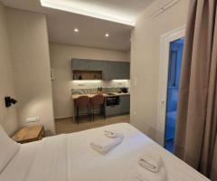 Piraeus Elegant Mini Suite 1 Σύγχρονο studio διαμέρισμα - Εικόνα 5/9